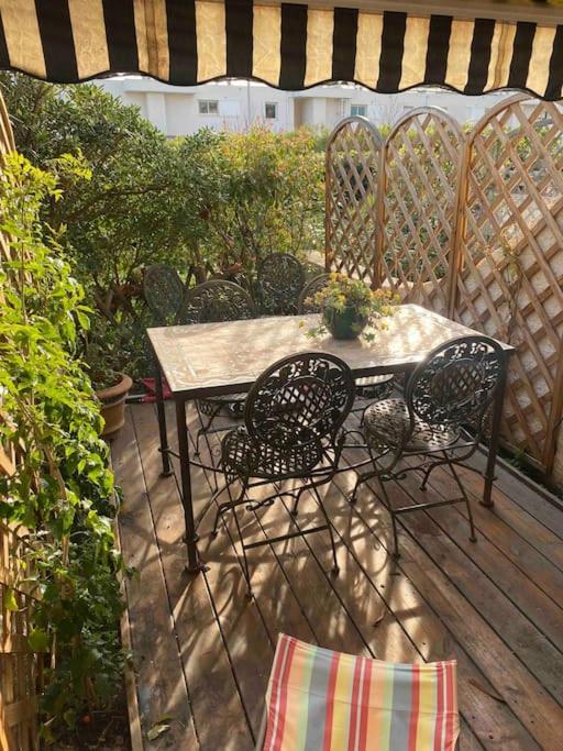 Grand Climatise Proche Des Plages Apartment